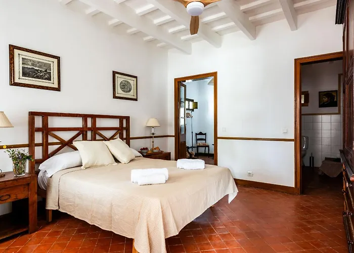 Biniparrell Vell By Escape