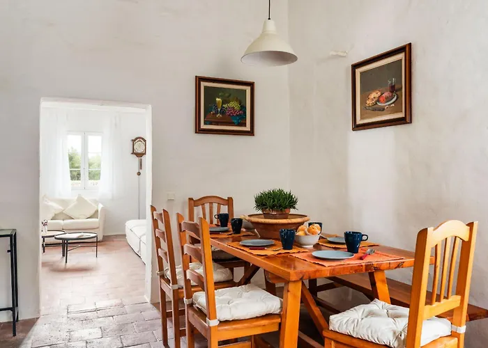 Biniparrell Vell By Escape *