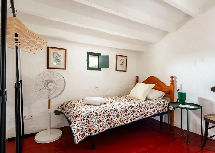 Biniparrell Vell By Escape Sant Lluís