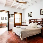 Biniparrell Vell By Escape *