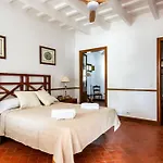 Biniparrell Vell By Escape